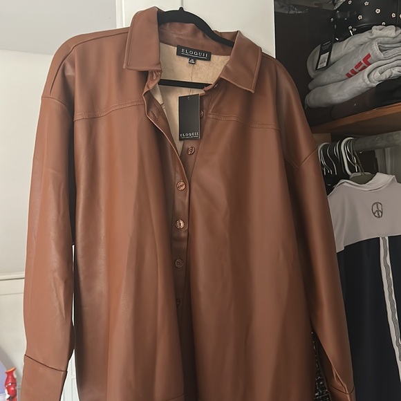 Eloquii Faux Leather Shirtdress Size 20, Short Sleeve, Belted, Midi Length - Picture 4 of 4